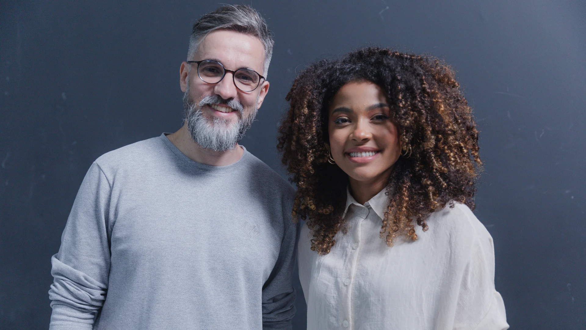 Gabriela Gomes, Jessé Perão – Amigo / Me Lanço No Fogo (Ao Vivo)